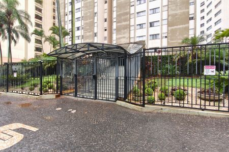 Apartamento para alugar com 100m², 3 quartos e 1 vagaFachada do Condomínio