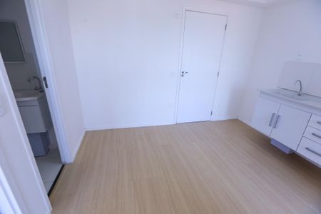 Sala de apartamento para alugar com 2 quartos, 29m² em Jardim Jaragua, São Paulo