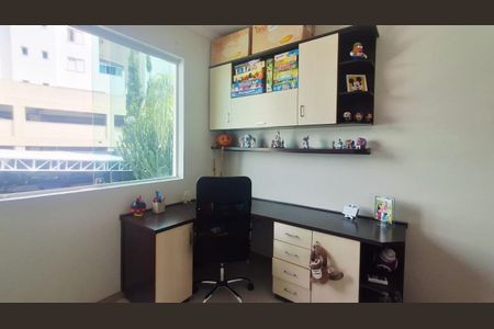 Foto 11 de casa à venda com 3 quartos, 160m² em Castelo, Belo Horizonte