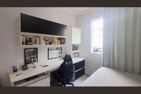 Foto 12 de casa à venda com 3 quartos, 160m² em Castelo, Belo Horizonte