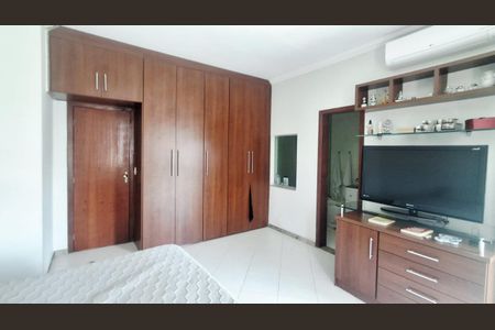 Foto 05 de casa à venda com 3 quartos, 160m² em Castelo, Belo Horizonte