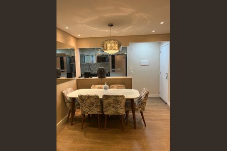 Sala de apartamento à venda com 3 quartos, 69m² em Vila Metalúrgica, Santo André