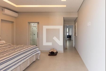 Casa à venda com 330m², 3 quartos e 4 vagas Casa à venda com 330m², 3 quartos e 4 vagasQuarto