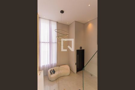 Casa à venda com 330m², 3 quartos e 4 vagas Casa à venda com 330m², 3 quartos e 4 vagasSala