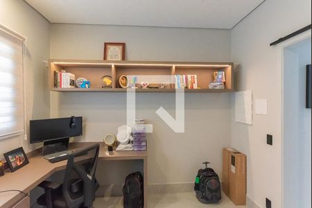 Casa à venda com 330m², 3 quartos e 4 vagas Casa à venda com 330m², 3 quartos e 4 vagasEscritório