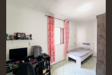 Casa à venda com 160m², 3 quartos e 2 vagas Casa à venda com 160m², 3 quartos e 2 vagasQuarto 3