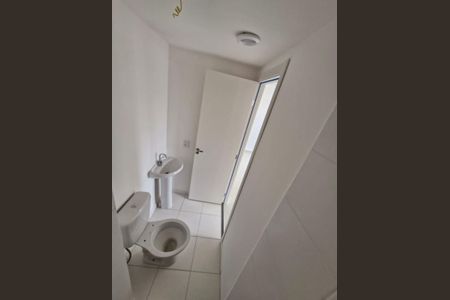 Apartamento para alugar com 32m², 2 quartos e sem vagaBanheiro