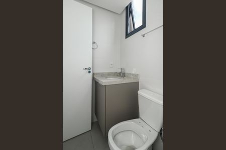 Banheiro de apartamento à venda com 1 quarto, 30m² em Independência, Porto Alegre