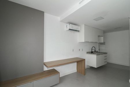 Apartamento à venda com 30m², 1 quarto e sem vagaSala / Quarto / Cozinha