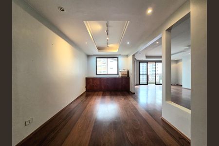 Sala de apartamento à venda com 3 quartos, 161m² em Moema, São Paulo