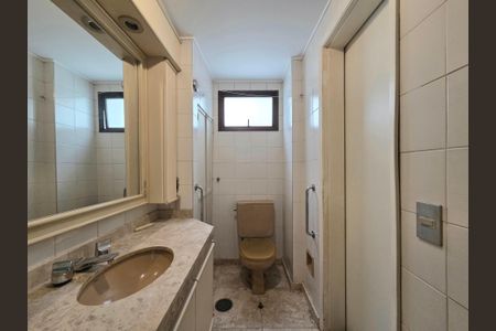Apartamento à venda com 161m², 3 quartos e 2 vagasBanheiro da Suíte 2