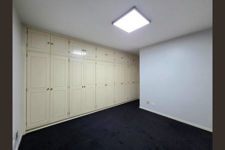 Apartamento à venda com 161m², 3 quartos e 2 vagasSuíte 1