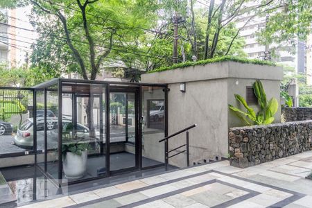 Apartamento à venda com 161m², 3 quartos e 2 vagasEntrada