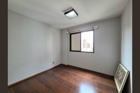 Apartamento à venda com 161m², 3 quartos e 2 vagasQuarto 3