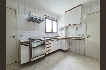 Apartamento à venda com 161m², 3 quartos e 2 vagasCozinha