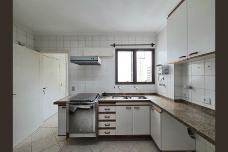 Apartamento à venda com 161m², 3 quartos e 2 vagasCozinha