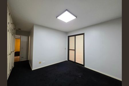 Apartamento à venda com 161m², 3 quartos e 2 vagasSuíte 1