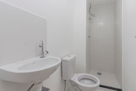 Apartamento para alugar com 30m², 2 quartos e sem vaga Apartamento para alugar com 30m², 2 quartos e sem vagaBanheiro