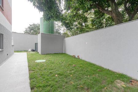 Apartamento para alugar com 30m², 2 quartos e sem vaga Apartamento para alugar com 30m², 2 quartos e sem vagaÁrea Comum