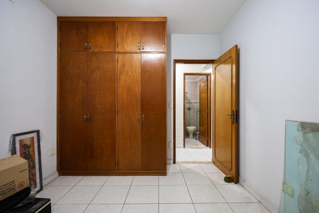 Apartamento à venda com 192m², 4 quartos e 4 vagasQuarto 2