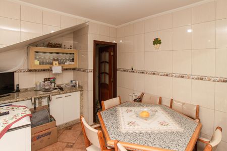 Casa à venda com 150m², 2 quartos e 2 vagasCozinha