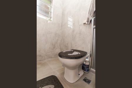 Casa à venda com 150m², 2 quartos e 2 vagasBanheiro