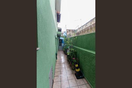 Casa à venda com 150m², 2 quartos e 2 vagasCorredor