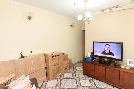 Casa à venda com 150m², 2 quartos e 2 vagasSala