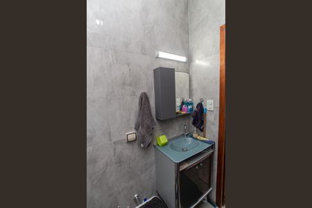 Casa à venda com 150m², 2 quartos e 2 vagasBanheiro