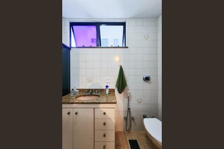 Apartamento à venda com 90m², 3 quartos e 1 vaga Apartamento à venda com 90m², 3 quartos e 1 vagaBanheiro da Suíte