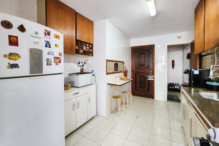 Apartamento à venda com 90m², 3 quartos e 1 vagaCozinha 