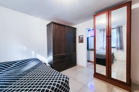 Apartamento à venda com 90m², 3 quartos e 1 vaga Apartamento à venda com 90m², 3 quartos e 1 vagaSuíte