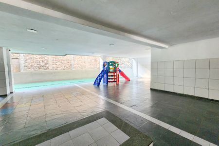 Apartamento à venda com 90m², 3 quartos e 1 vaga Apartamento à venda com 90m², 3 quartos e 1 vagaÁrea Comum