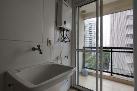 Apartamento à venda com 69m², 2 quartos e 1 vagaÁrea de Serviço