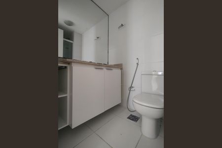 Apartamento à venda com 69m², 2 quartos e 1 vagaBanheiro da Suíte