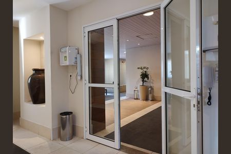 Apartamento à venda com 69m², 2 quartos e 1 vagaÁrea comum