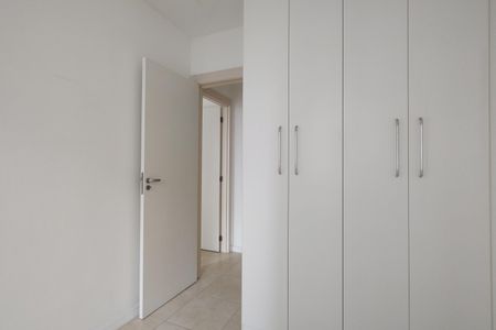 Apartamento à venda com 69m², 2 quartos e 1 vagaQuarto 2 - Armários