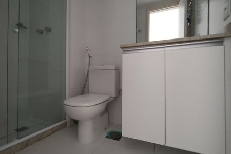 Apartamento à venda com 69m², 2 quartos e 1 vagaBanheiro Social