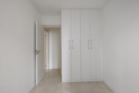 Apartamento à venda com 69m², 2 quartos e 1 vagaQuarto 2 - Armários