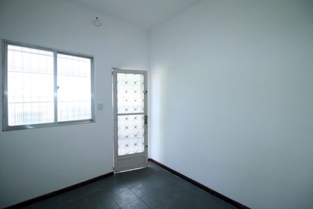 Sala de casa à venda com 2 quartos, 46m² em Penha, Rio de Janeiro