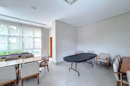 Apartamento para alugar com 360m², 5 quartos e 4 vagasÁrea comum - Salão de festas