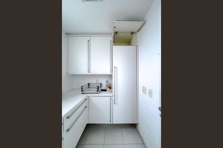 Apartamento para alugar com 360m², 5 quartos e 4 vagasQuarto de Serviço