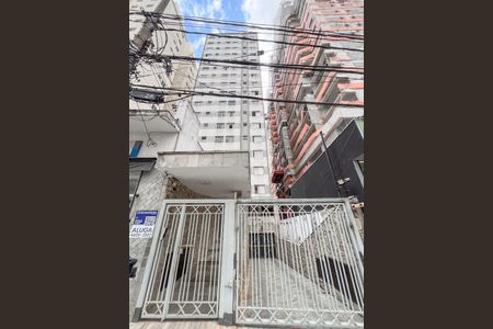 Apartamento para alugar com 90m², 2 quartos e sem vagaFachada