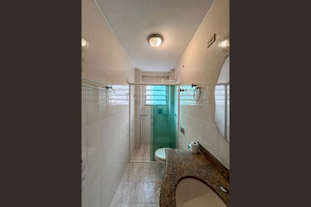 Banheiro de apartamento para alugar com 2 quartos, 90m² em Aclimação, São Paulo