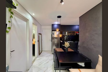 Apartamento à venda com 34m², 2 quartos e sem vaga Apartamento à venda com 34m², 2 quartos e sem vagaSala