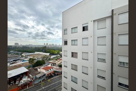 Vista  de apartamento à venda com 2 quartos, 34m² em Santo Amaro, São Paulo