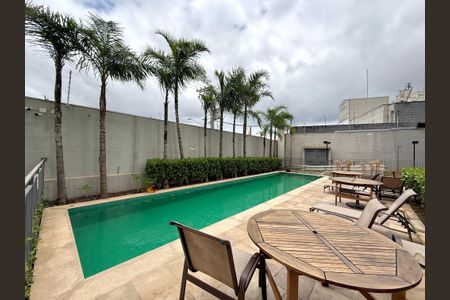 Apartamento à venda com 34m², 2 quartos e sem vaga Apartamento à venda com 34m², 2 quartos e sem vagaPiscina