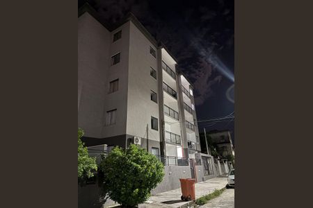 Fachada de apartamento para alugar com 1 quarto, 36m² em Trindade, São Gonçalo