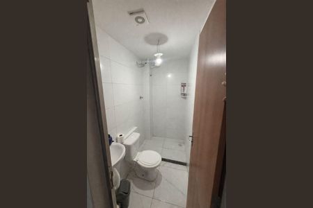 Banheiro de apartamento para alugar com 1 quarto, 36m² em Trindade, São Gonçalo