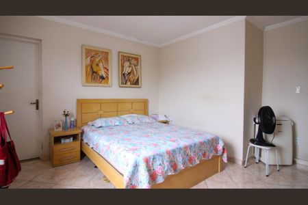 Apartamento à venda com 182m², 4 quartos e 2 vagasSuíte 1